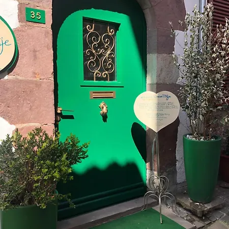 Hostel Maison Maje *